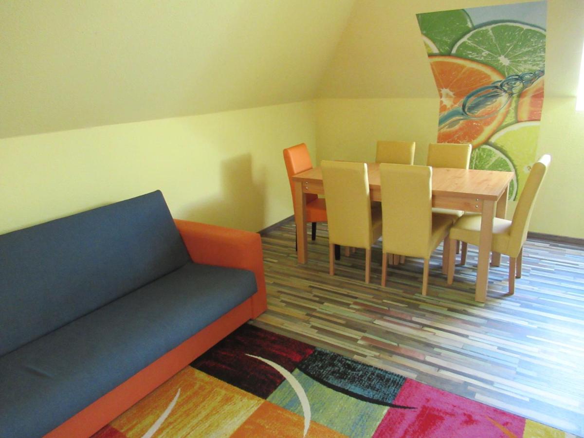 The Boys Apartman Шіофок Екстер'єр фото