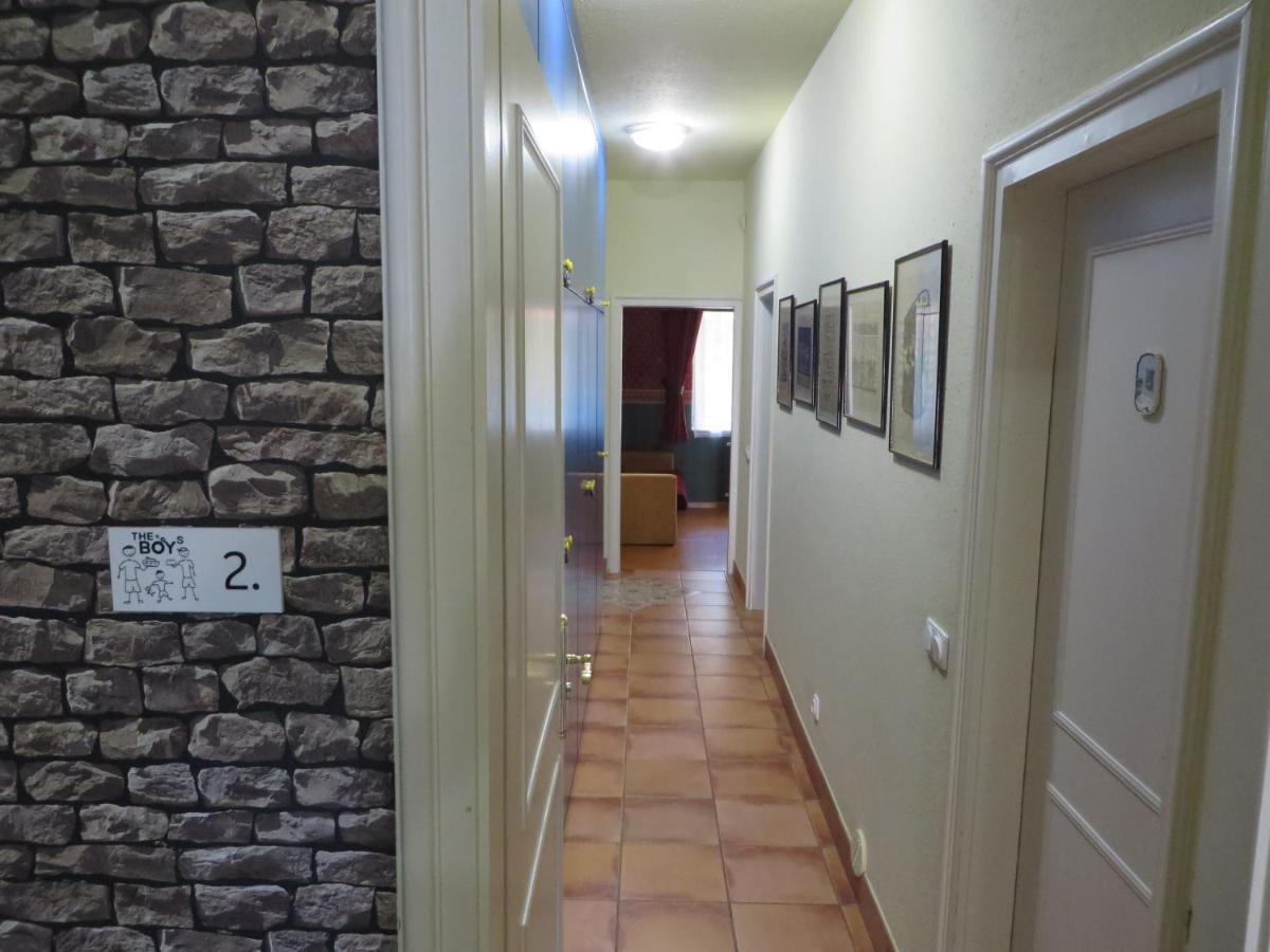 The Boys Apartman Шіофок Екстер'єр фото